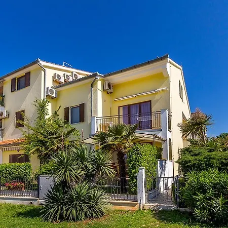Grazia Apartment
